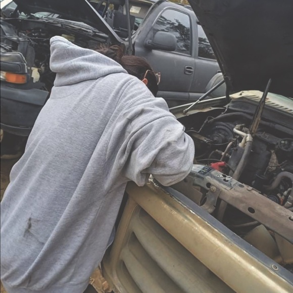 Meet your Posher, Alec - Picture 7 of 13